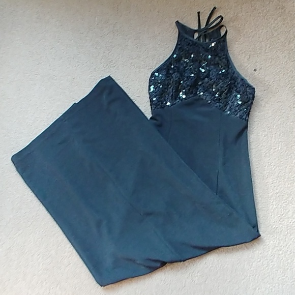 Cache size 5/6 floorlength black sequin prom dress - Picture 1 of 5